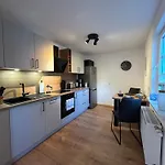 Citynest Und Auszeit - Zwei Ferienwohnungen, Ein Standort - Ideal Fuer Paare Und Familien Mit Kleinkind