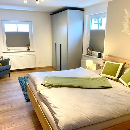 Apartman Zwei - Ein Haus - Alles Fusslaeufig - Altstadt, Wanderwege, Freibad Und Restaurants In Unmittelbarer Naehe *