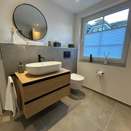 Apartman Zwei - Ein Haus - Alles Fusslaeufig - Altstadt, Wanderwege, Freibad Und Restaurants In Unmittelbarer Naehe *