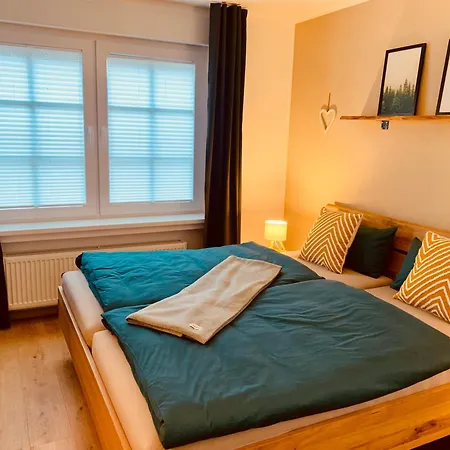 Zwei - Ein Haus - Alles Fusslaeufig - Altstadt, Wanderwege, Freibad Und Restaurants In Unmittelbarer Naehe Apartman *