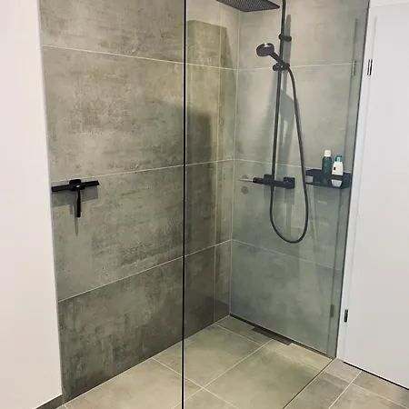 Zwei - Ein Haus - Alles Fusslaeufig - Altstadt, Wanderwege, Freibad Und Restaurants In Unmittelbarer Naehe Apartment