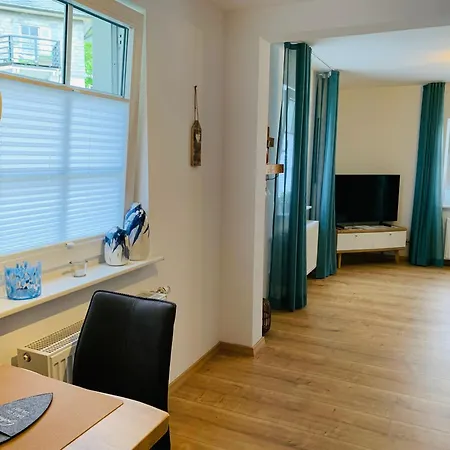 Zwei - Ein Haus - Alles Fusslaeufig - Altstadt, Wanderwege, Freibad Und Restaurants In Unmittelbarer Naehe Schmallenberg