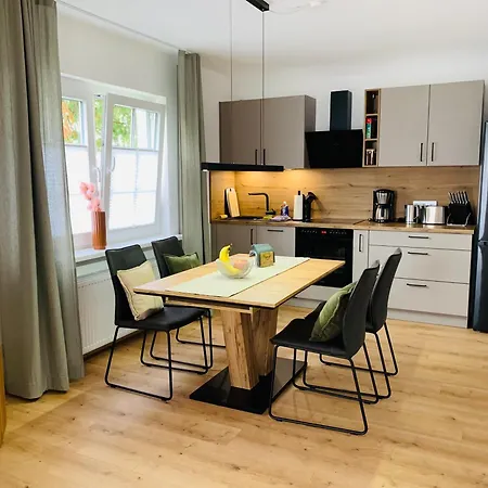 Apartman Zwei - Ein Haus - Alles Fusslaeufig - Altstadt, Wanderwege, Freibad Und Restaurants In Unmittelbarer Naehe Schmallenberg