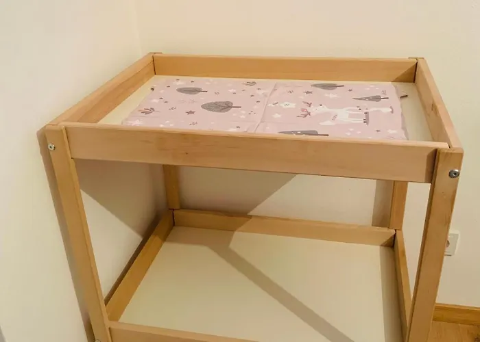 Citynest Und Auszeit - Zwei Ferienwohnungen, Ein Standort - Ideal Fuer Paare Und Familien Mit Kleinkind Schmallenberg