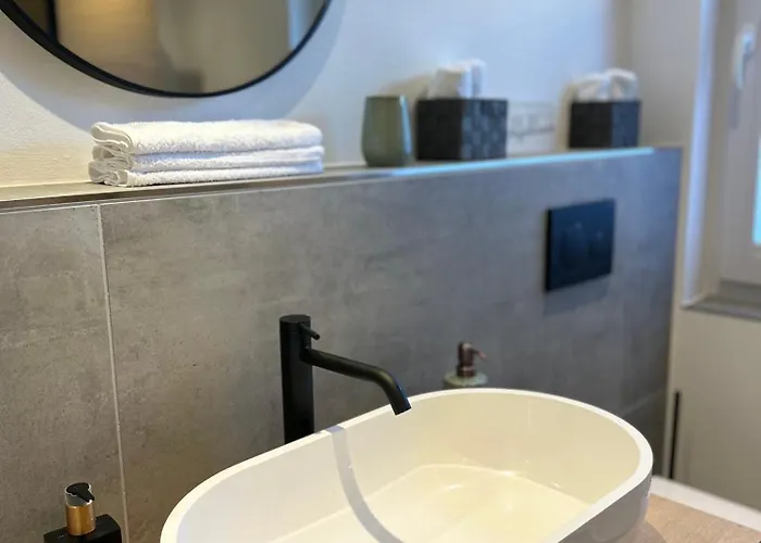 Citynest Und Auszeit - Zwei Ferienwohnungen, Ein Standort - Ideal Fuer Paare Und Familien Mit Kleinkind *